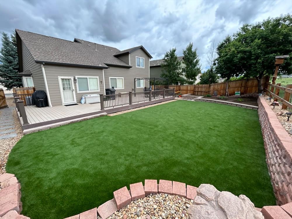 luxury-olive-artificial-grass-yard